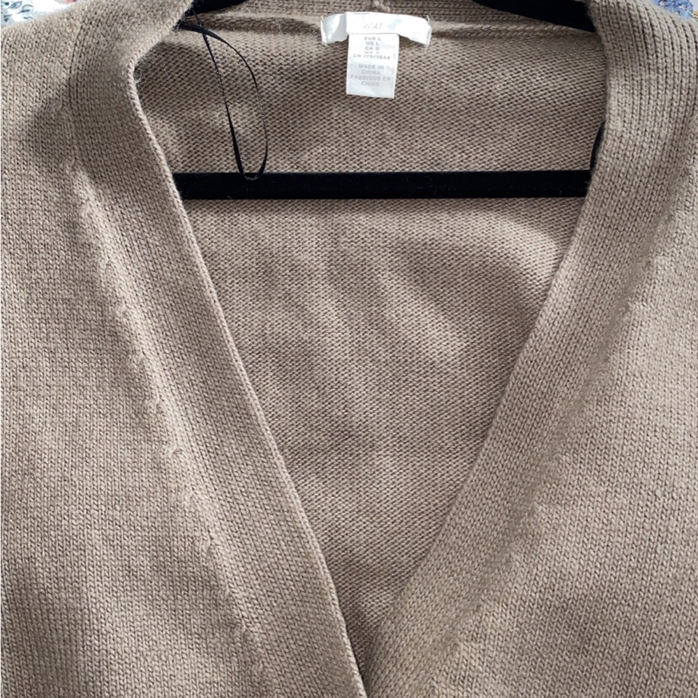 Cardigan - Picture 3 of 3
